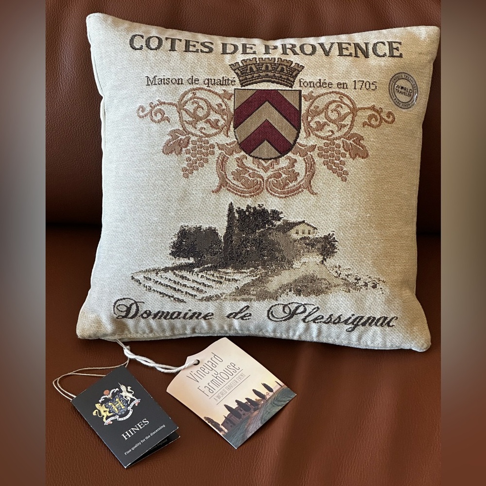 NWT Fine Tapestry Pillow Loom Woven British Made. World Traveler Unique Finds